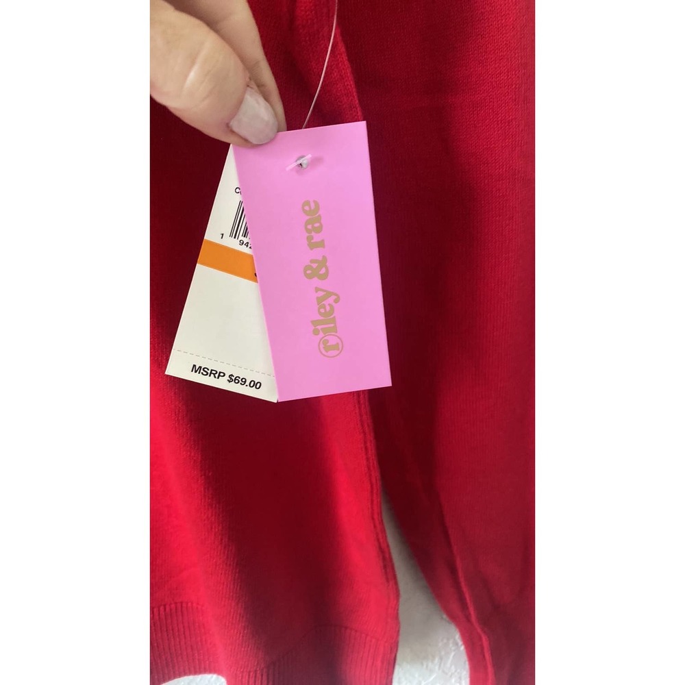 Riley & Rae women’s red sweater New with tags
